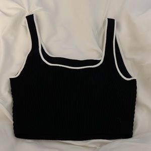 ARITZIA (Babaton) Sculpt Knit Cropped Tank